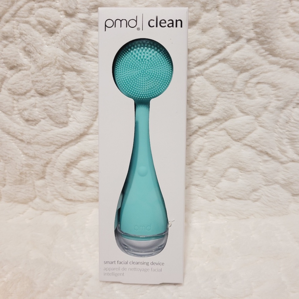 PMD Clean Brush Silicone Smart Facial Cleansing Device 4001 Teal WC New Sealed